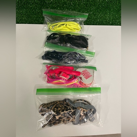 Assorted multicolor bra straps - Picture 1 of 2